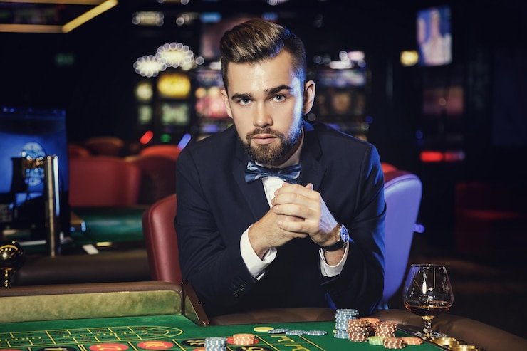 Meja Baccarat live di pasir 4d menampilkan dealer profesional dan papan taruhan interaktif